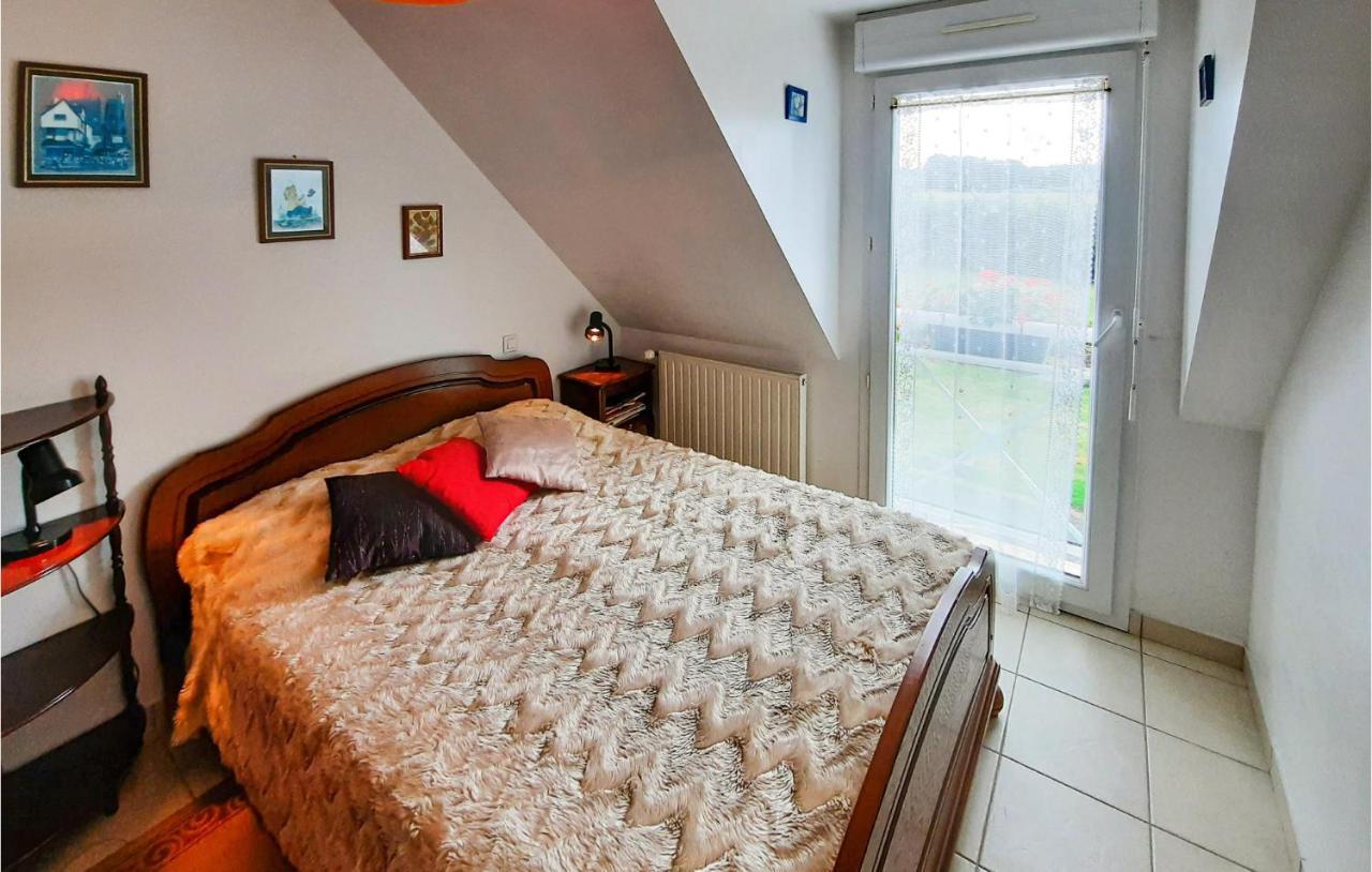 Awesome apartment in Roz-Landrieux with 2 Bedrooms&WiFi Buitenkant foto